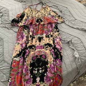 Cute maxi dress, great condition